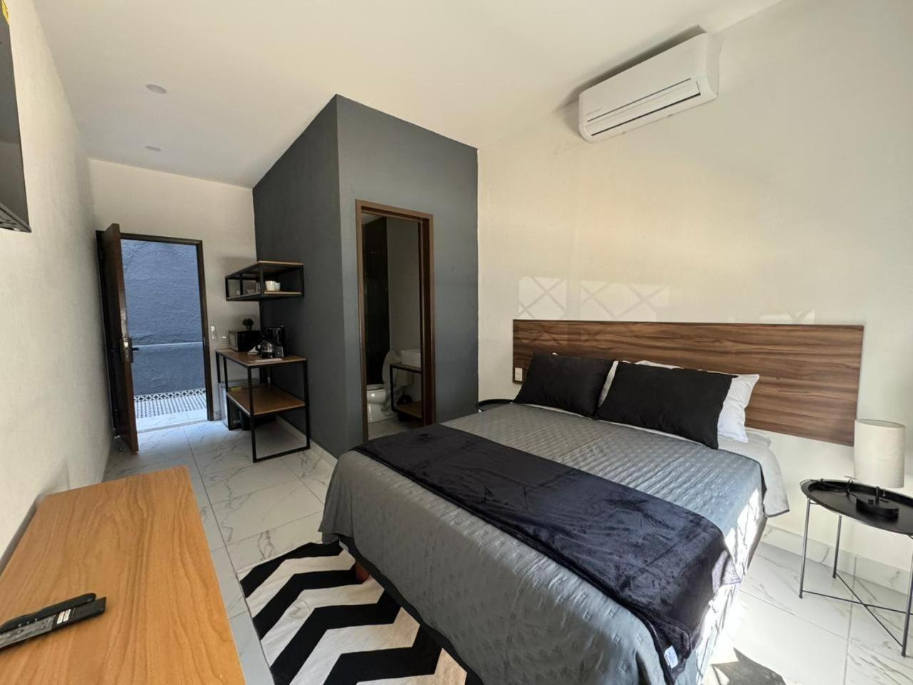 Vidrio Suites Col Americana グアダラハラ エクステリア 写真